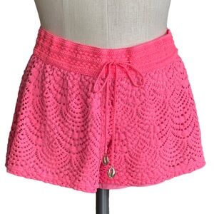 Lilly Pulitzer Claudette shorts bright pink size S